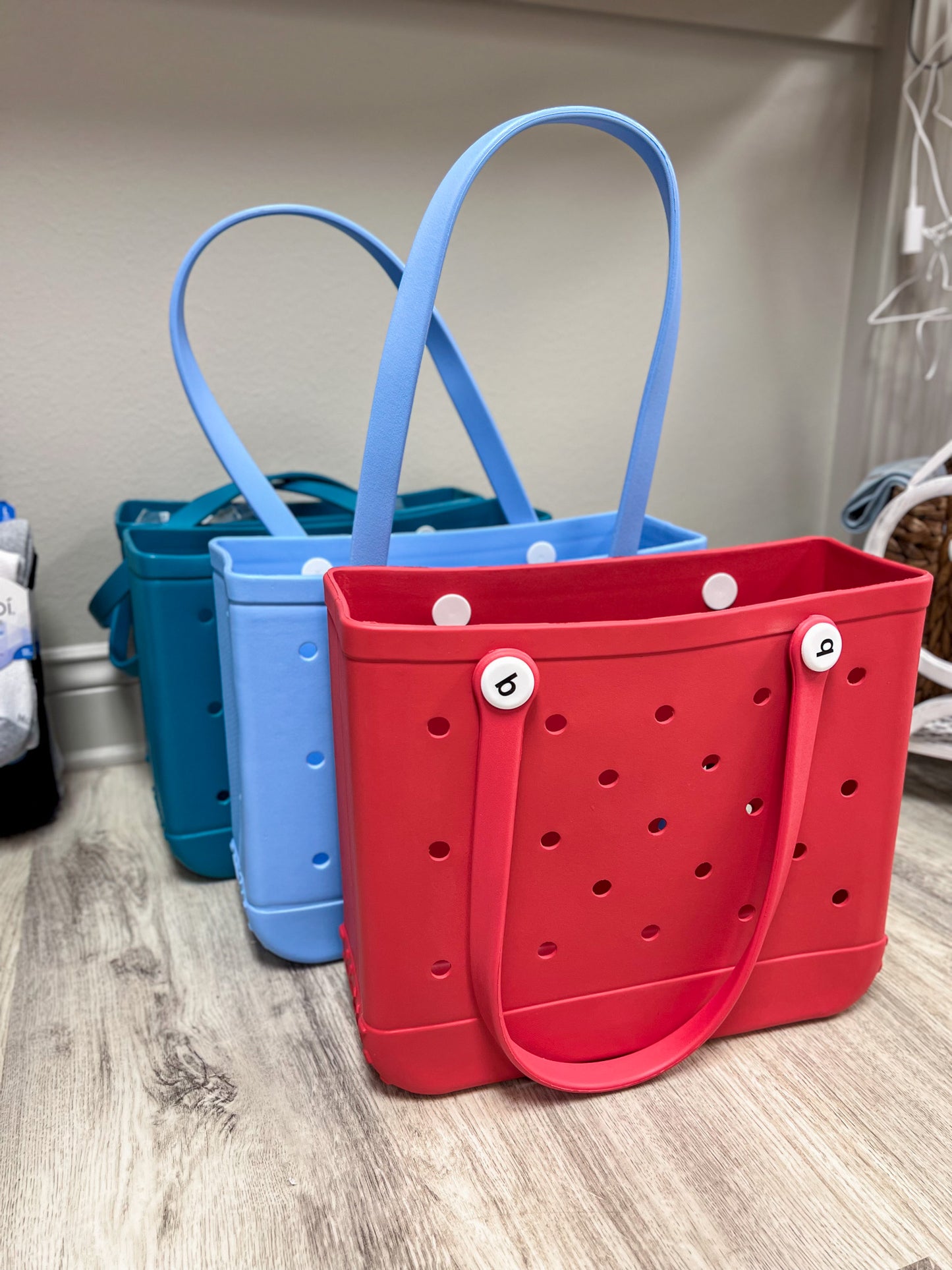 Large Rubber Tote